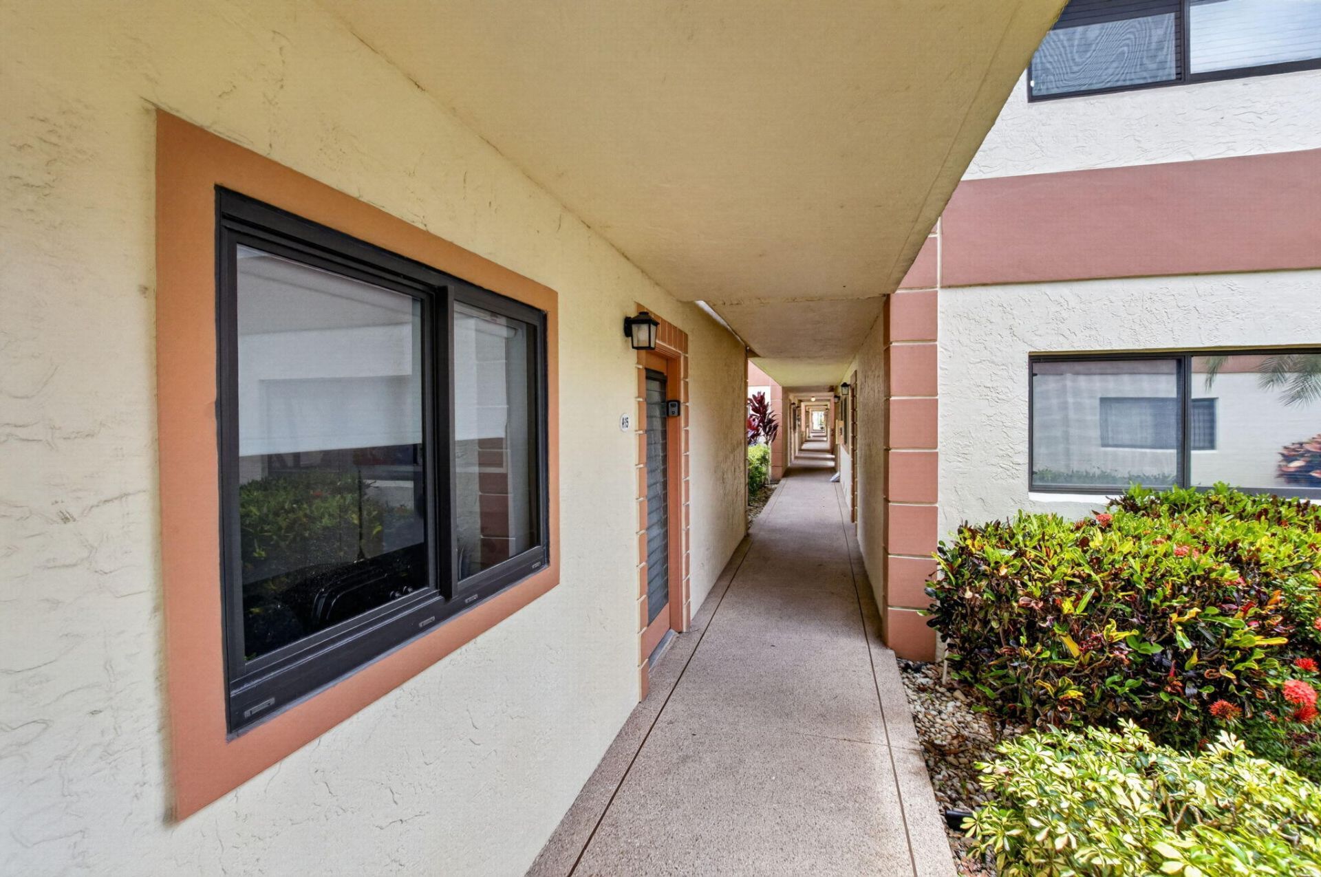 15401 Pembridge Avenue, Unit 15, Delray Beach, FL 33484 Photo