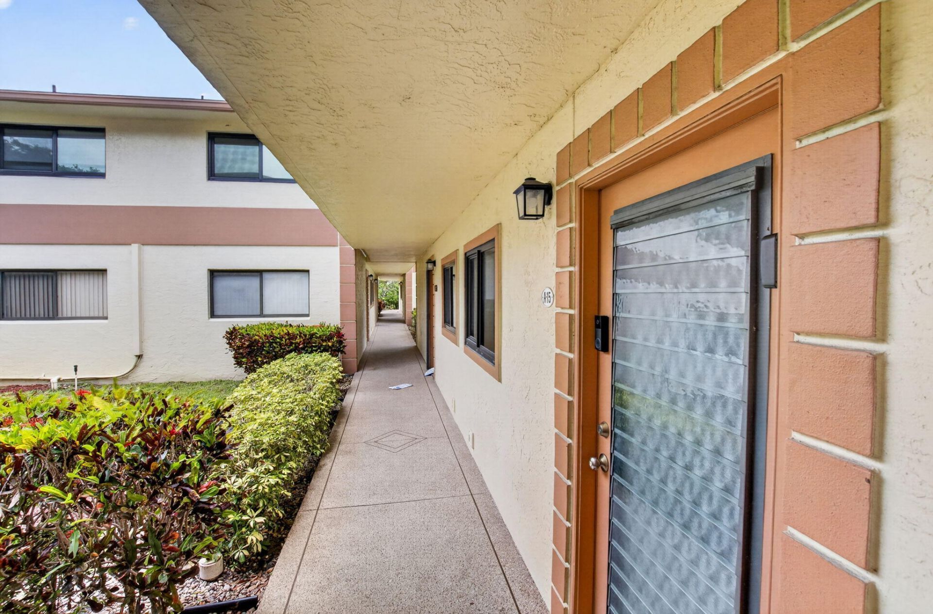 15401 Pembridge Avenue, Unit 15, Delray Beach, FL 33484 Photo