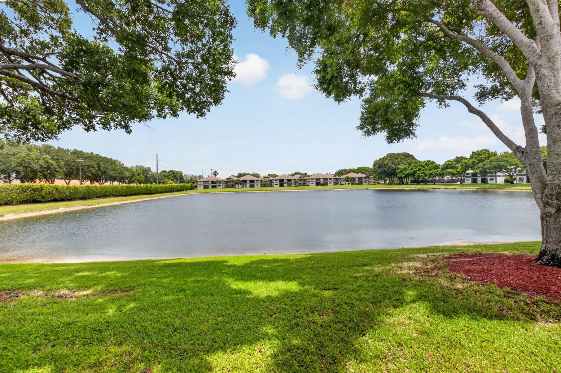 15401 Pembridge Avenue, Unit 15, Delray Beach, FL 33484 Photo