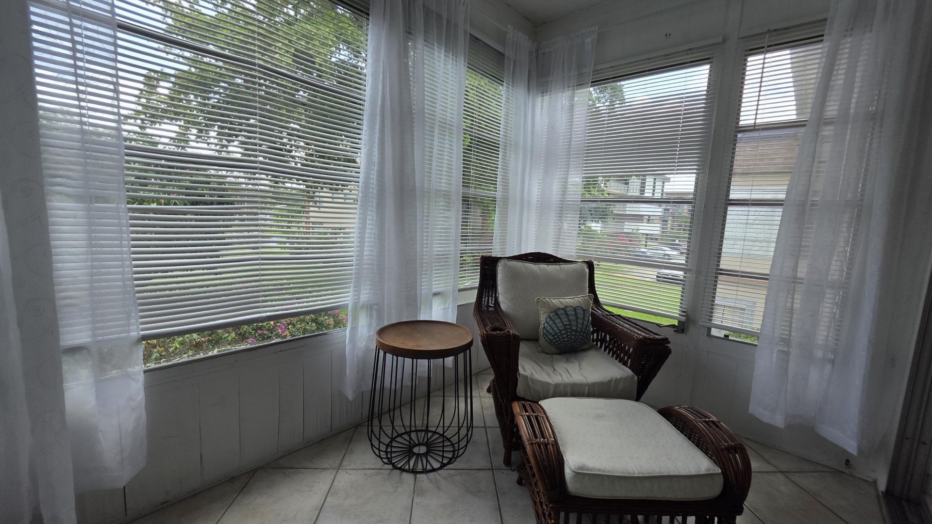 2900 NW 46th Avenue, Unit 213, Lauderdale Lakes, FL 33313 Photo