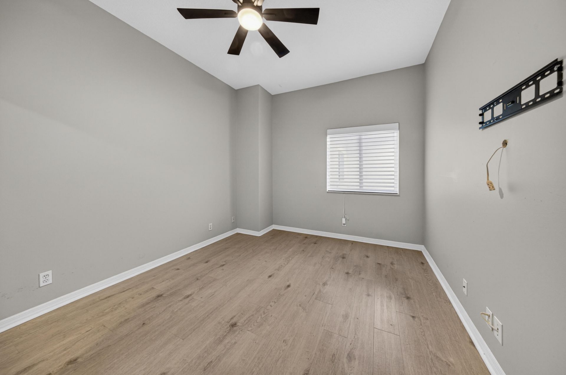 835 NE 17th Way, Fort Lauderdale, FL 33304 Photo