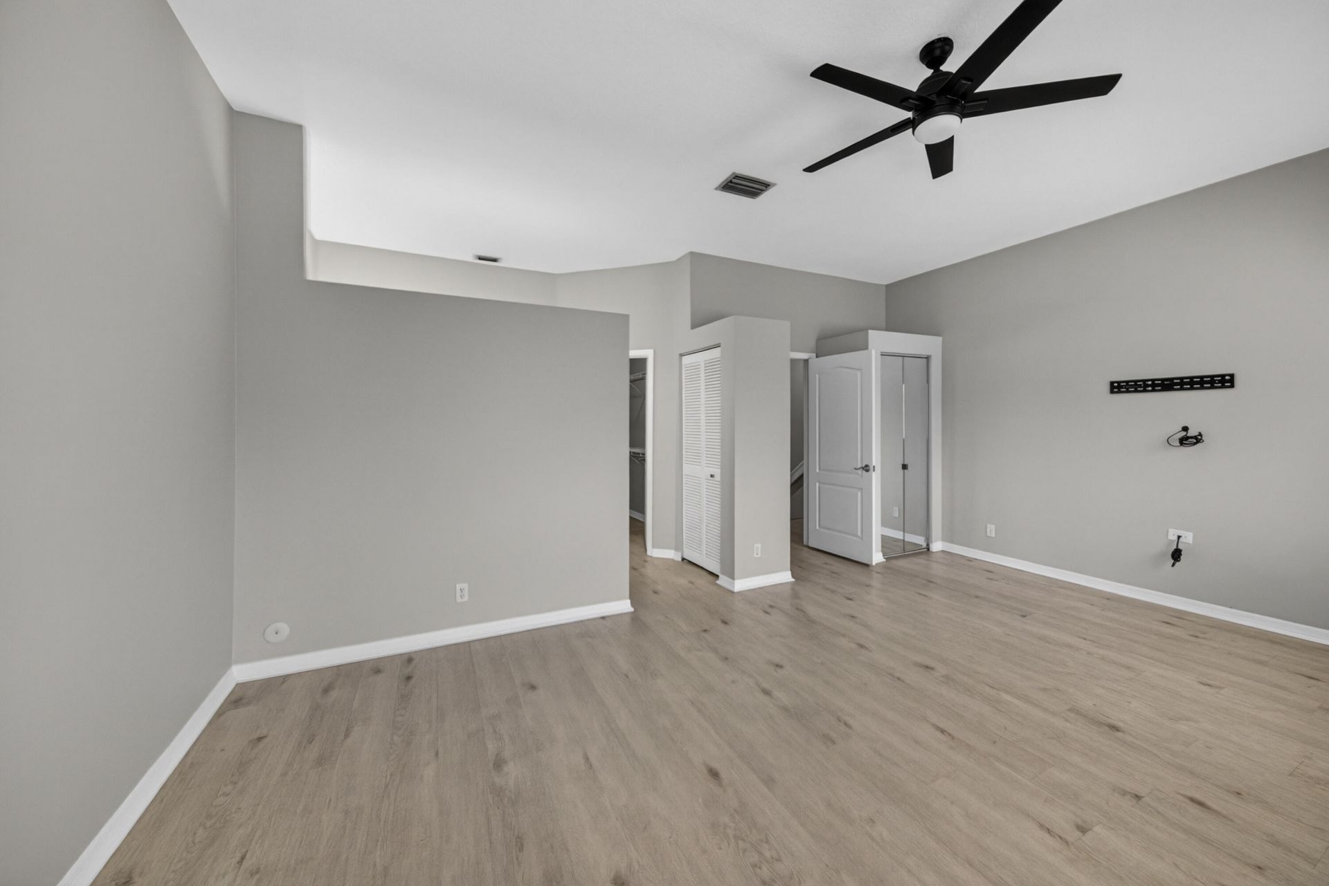 835 NE 17th Way, Fort Lauderdale, FL 33304 Photo