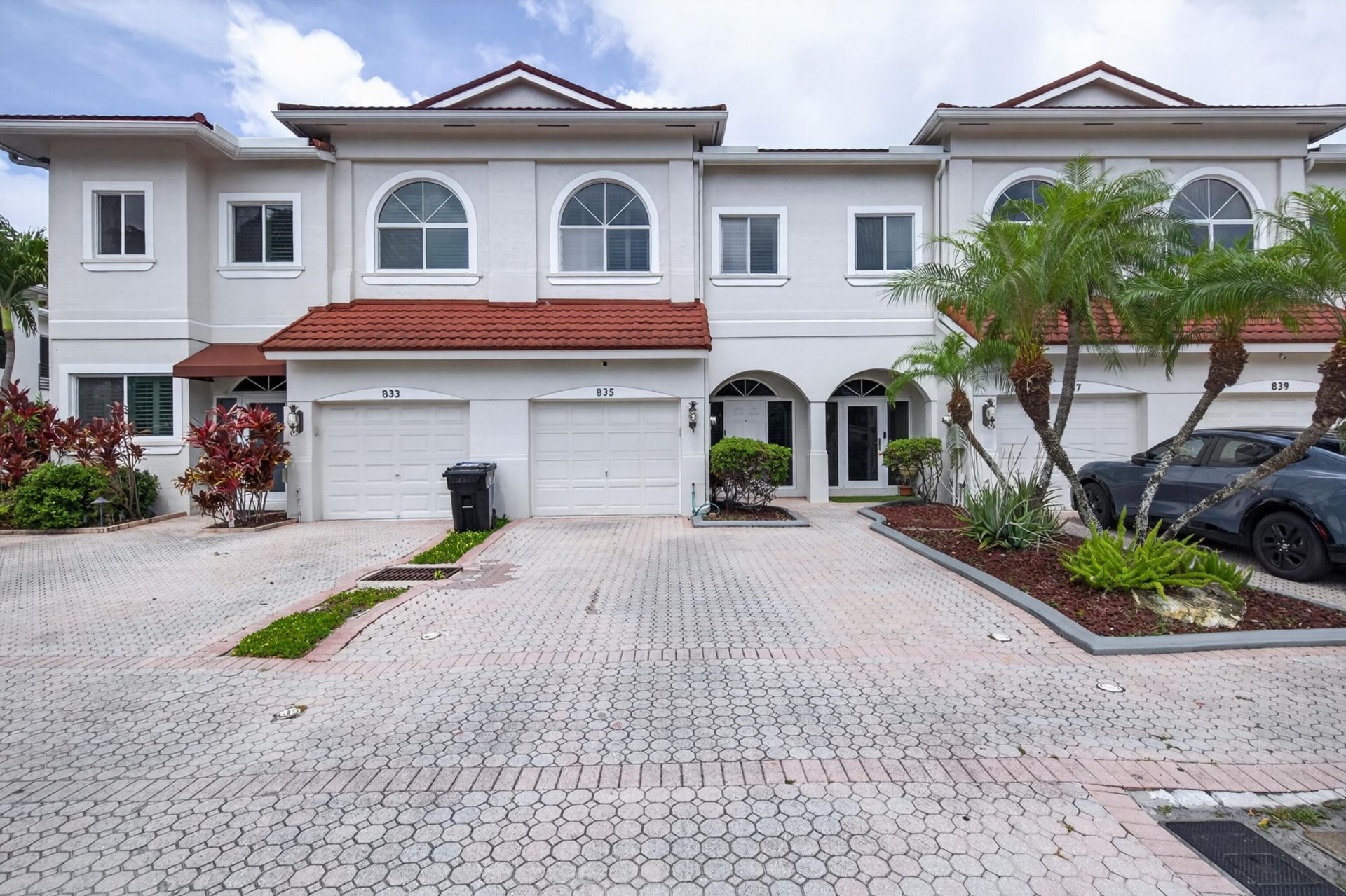 835 NE 17th Way, Fort Lauderdale, FL 33304 Photo
