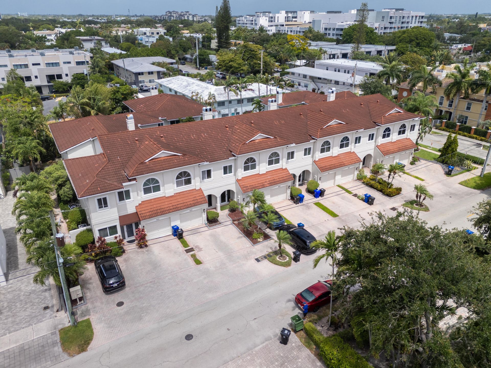 835 NE 17th Way, Fort Lauderdale, FL 33304 Photo