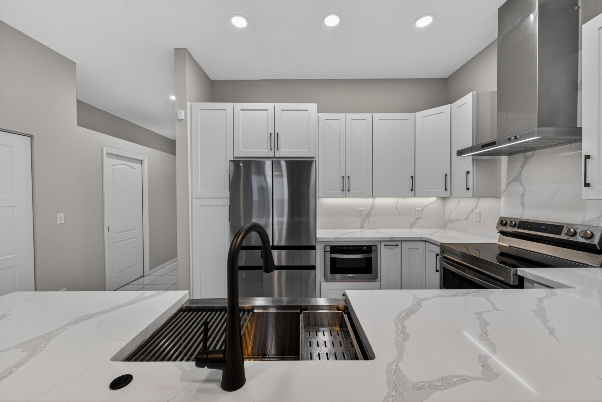 835 NE 17th Way, Fort Lauderdale, FL 33304 Photo