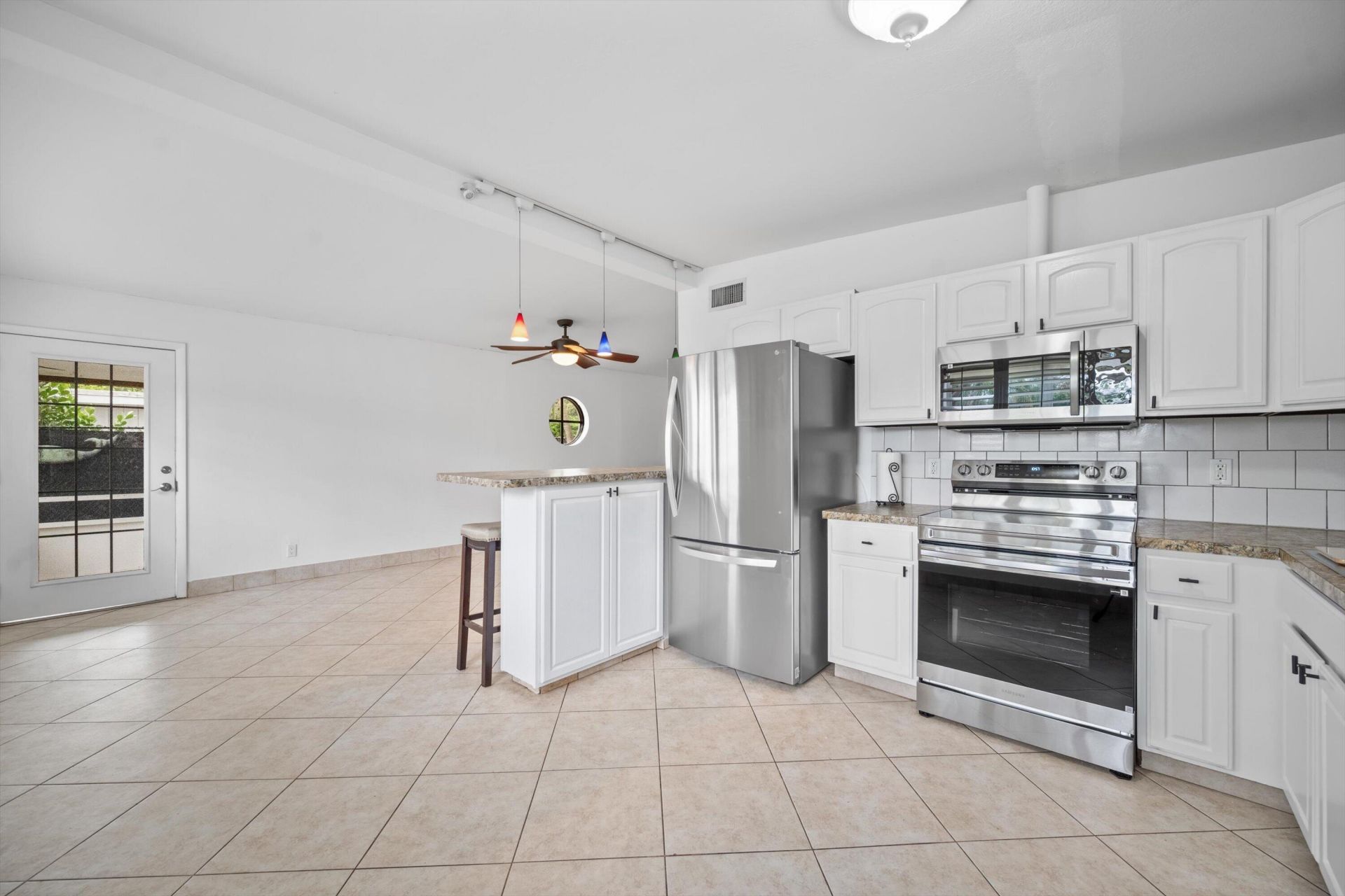 2179 Pepper Road, West Palm Beach, FL 33415 Photo