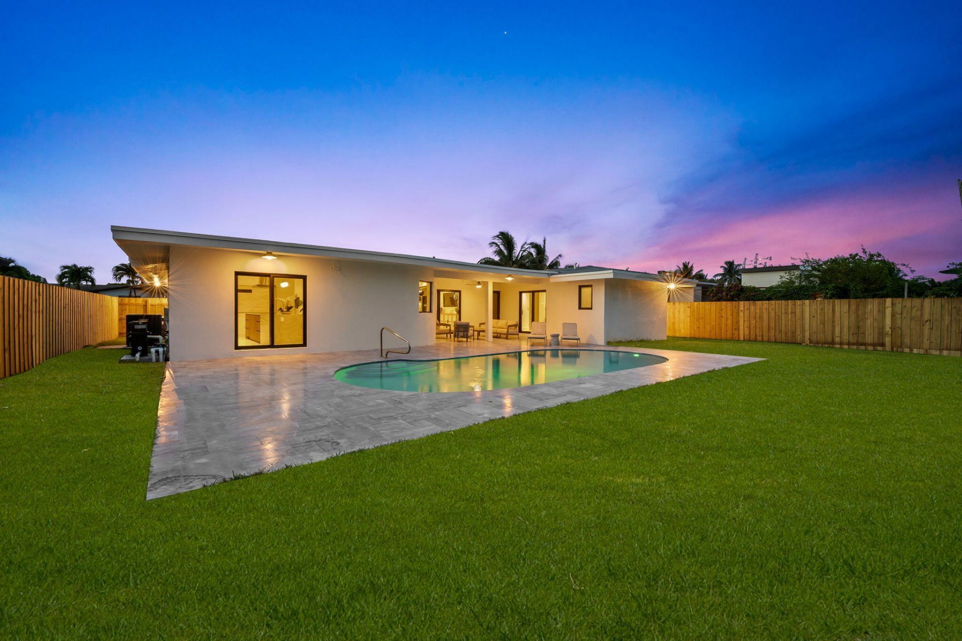 2370 NE 195th Street, Miami, FL 33180 Photo