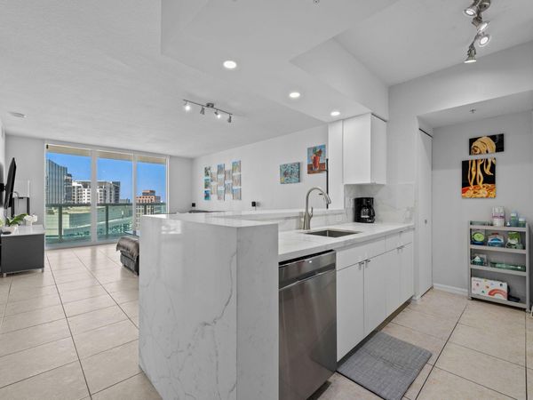 347 N New River Drive E, Unit 2707, Fort Lauderdale, FL 33301