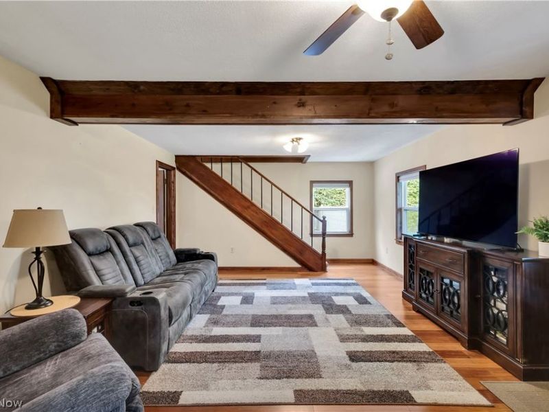 8704 Columbia Road, Olmsted Falls, OH 44138 Photo 10