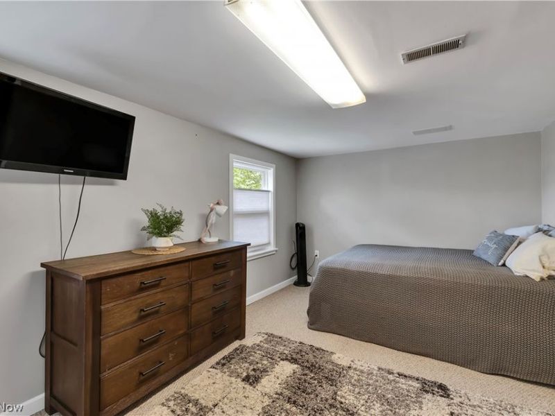 8704 Columbia Road, Olmsted Falls, OH 44138 Photo 19