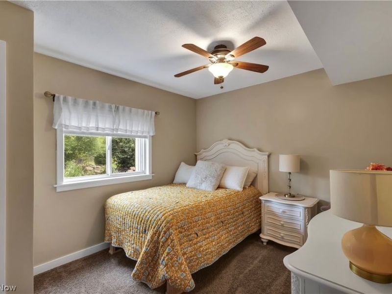 8704 Columbia Road, Olmsted Falls, OH 44138 Photo 22