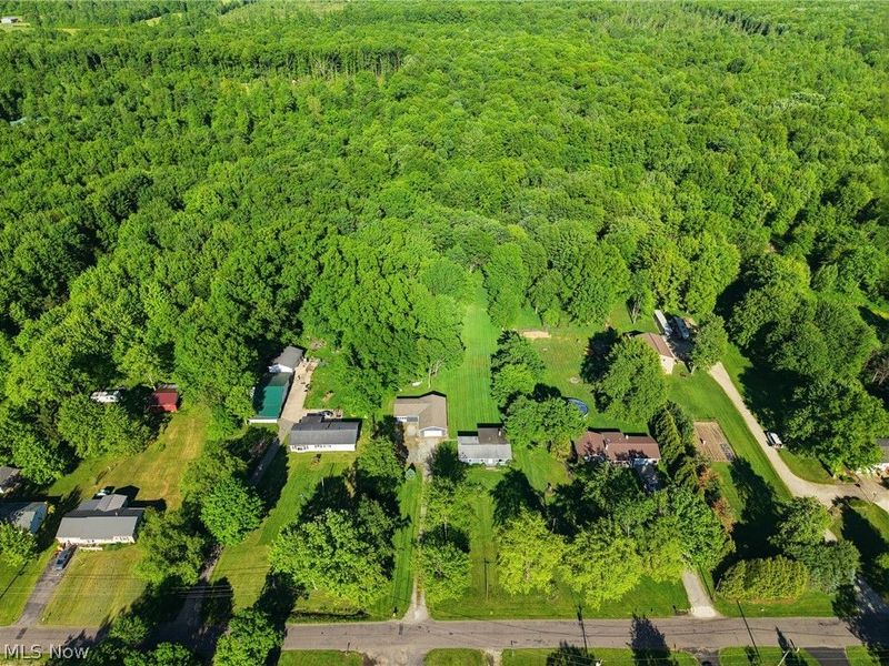 2693 Mahan Denman Road NW, Bristolville, OH 44402 Photo 17