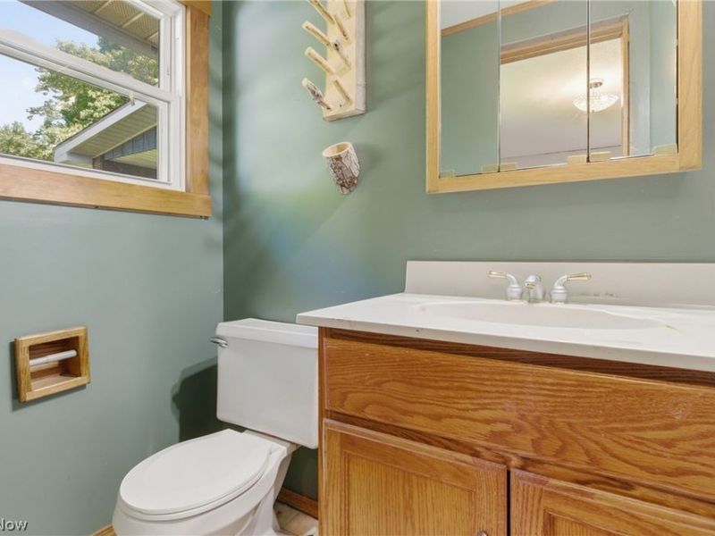 2693 Mahan Denman Road NW, Bristolville, OH 44402 Photo 32
