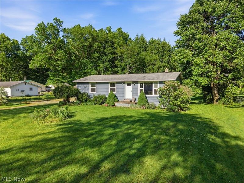 2693 Mahan Denman Road NW, Bristolville, OH 44402 Photo 4