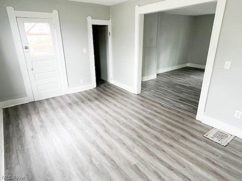 3717 Archwood Avenue , Cleveland, OH 44109 Photo 11