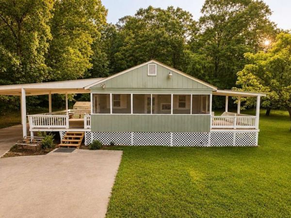 116 Shadow Lake Drive, Buckhead, GA 30625
