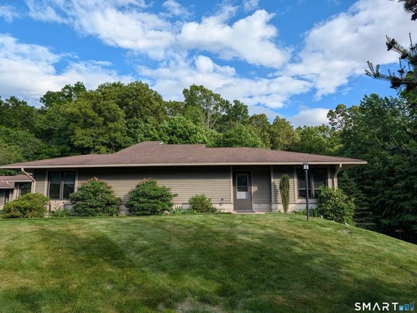 9 Sycamore, Unit D, Mansfield, CT 06268