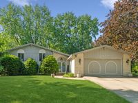 1003 Country Drive, Shorewood, IL 60404 primary photo