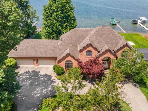 2647 Lake Shore Drive, Niles, MI 49120
