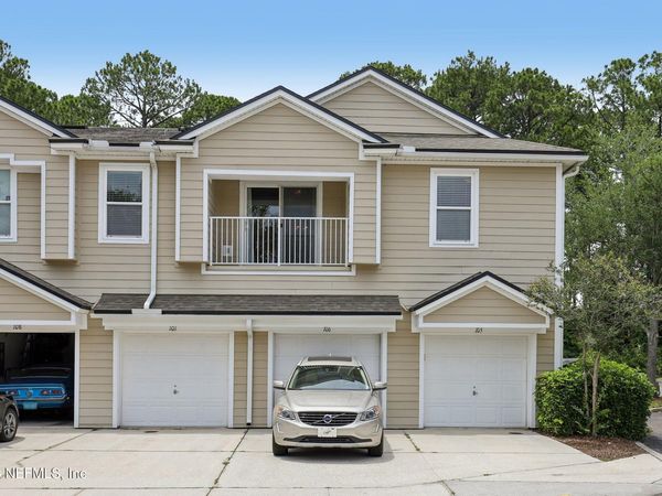 7039 DEER LODGE Circle, Unit 105, Jacksonville, FL 32256