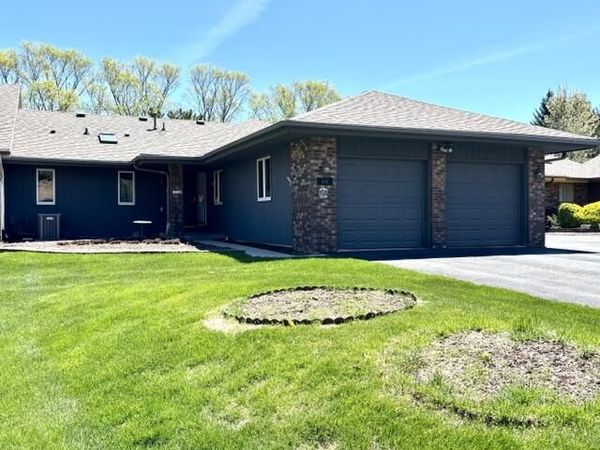 1116B Aspen Ct, Unit 2, Kohler, WI 53044