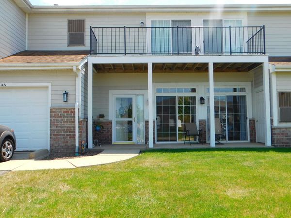 6709 102nd St, Unit 9 AA, Pleasant Prairie, WI 53158