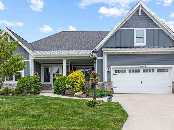 N119W5754 James Cir, Cedarburg, WI 53012