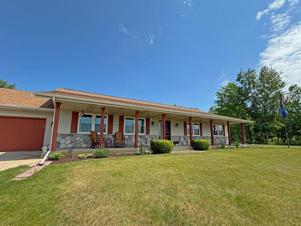 4870 Jamestown Pl, Barton, WI 53090
