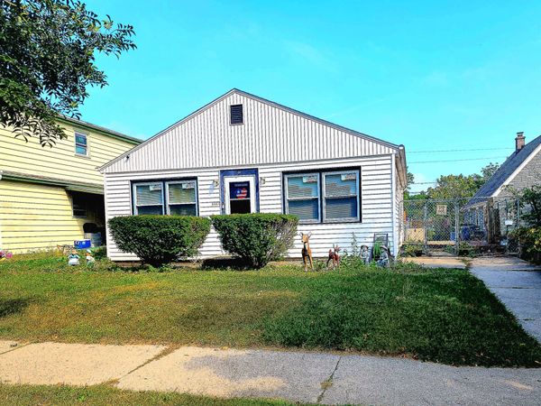 4440 N 64th St, Milwaukee, WI 53218