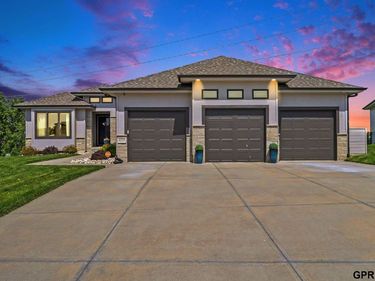 4215 N 187th Street , Elkhorn, NE 68022