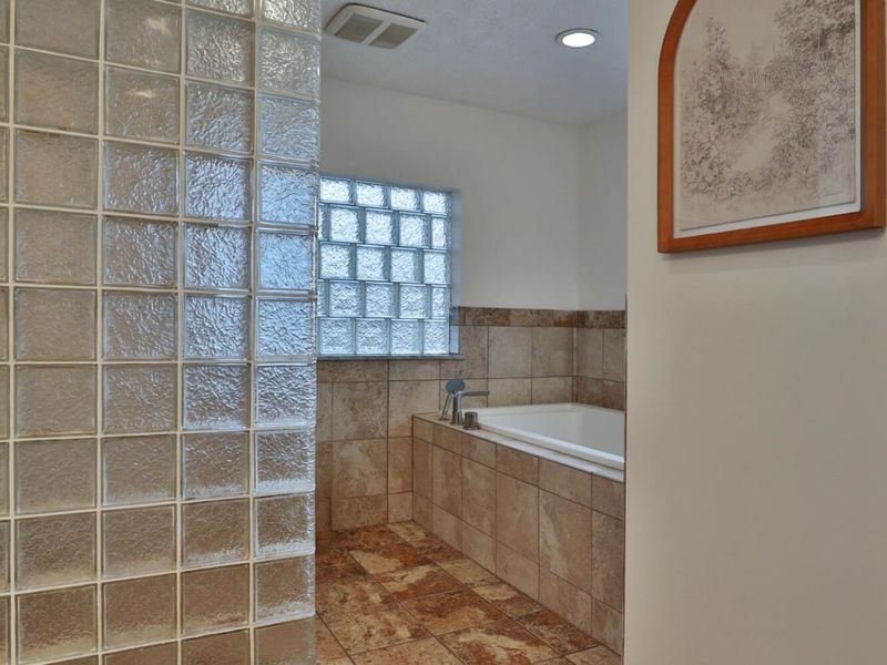 689 Beautyview Court , Columbus, OH 43214 Photo 35