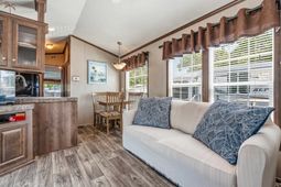 9700 Kings Rd.  photo 4