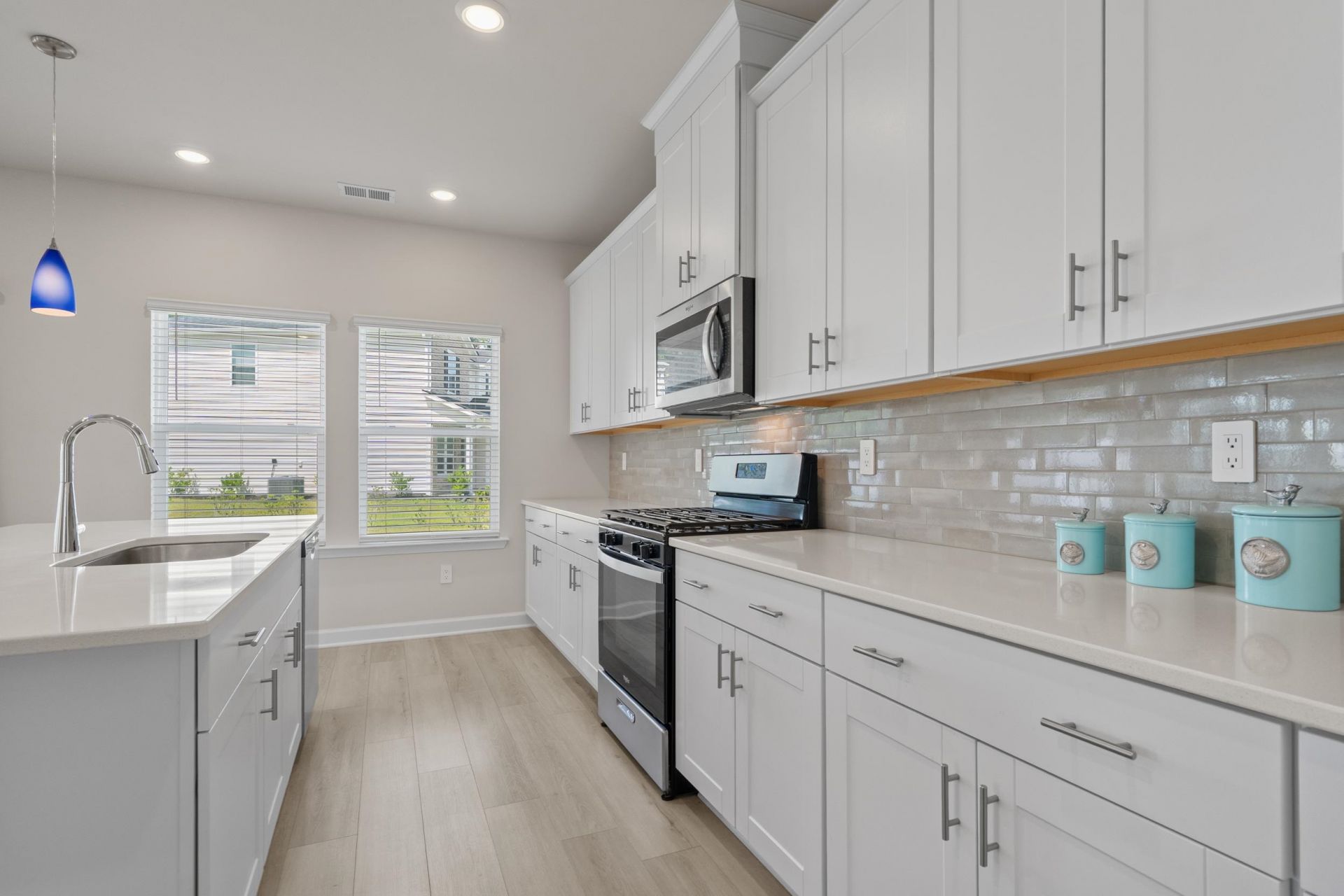 4059 Bayhill St. Photo 9