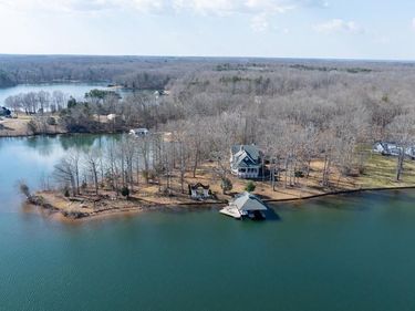 175 COVENANT WAY, BUMPASS, VA 23024