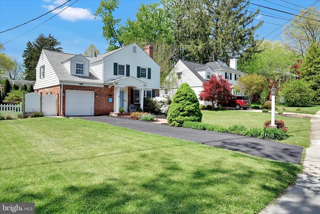 96 WESTERLY ROAD, CAMP HILL, PA 17011