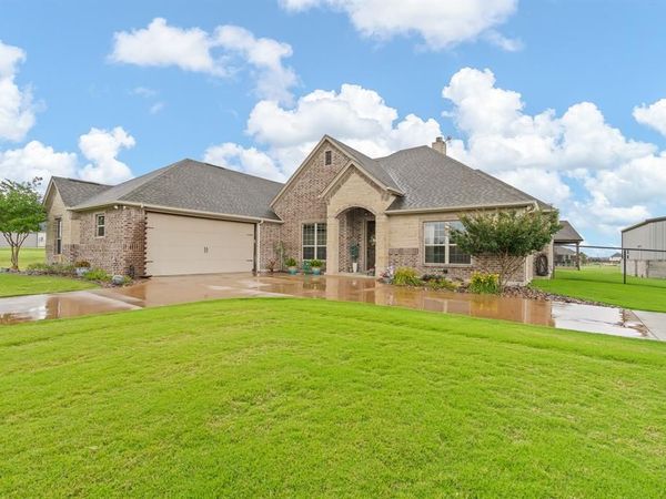 9709 Puma Trail, Godley, TX 76044