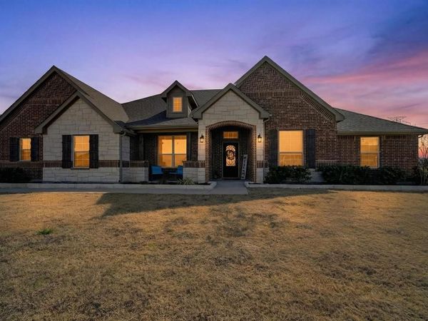 1180 Colina Parkway, Farmersville, TX 75442