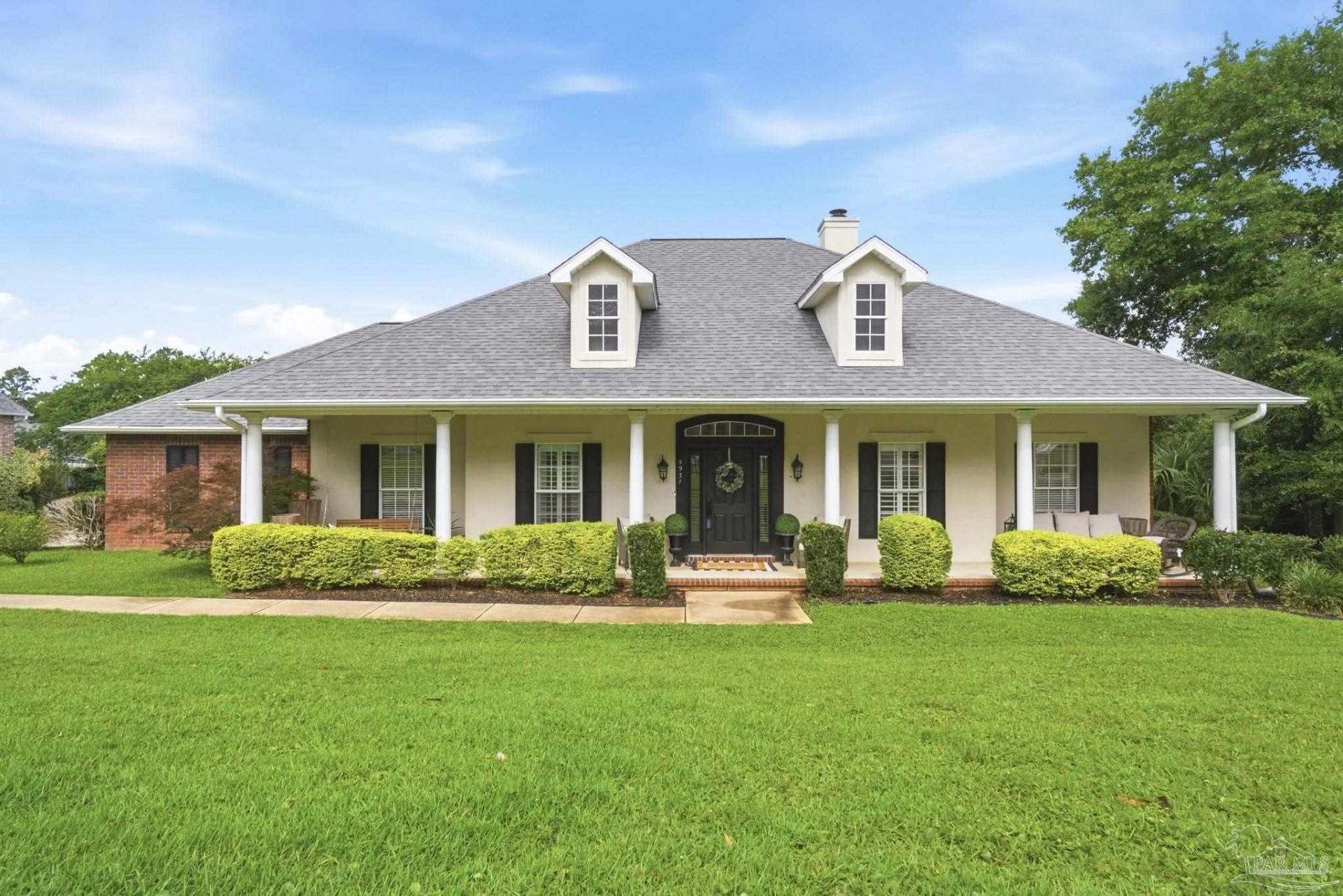 5931 Otter Point Rd, Pensacola, FL 32504 Main Photo