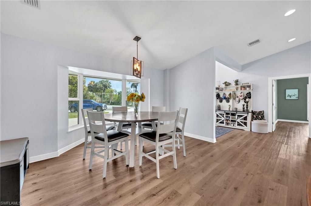 260 20th Ave Ne, Naples, FL 34120 Photo