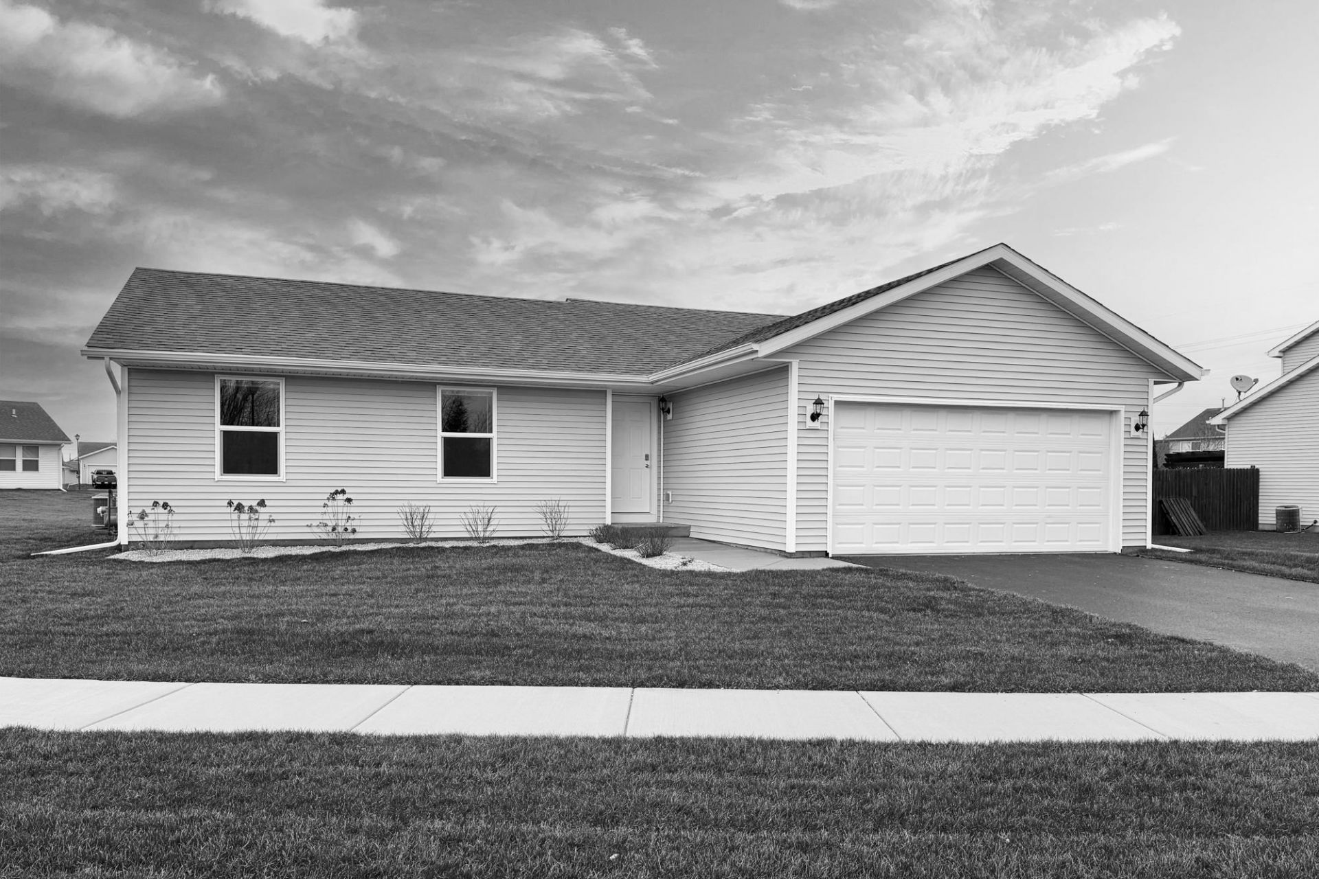 1169 Russell Road, Belvidere, IL 61008 Main Photo