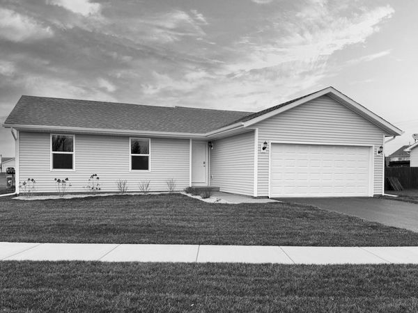 1169 Russell Road, BELVIDERE, IL 61008