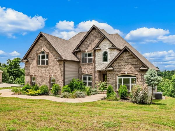 4018 Cooper Creek Rd , Woodlawn, TN 37191