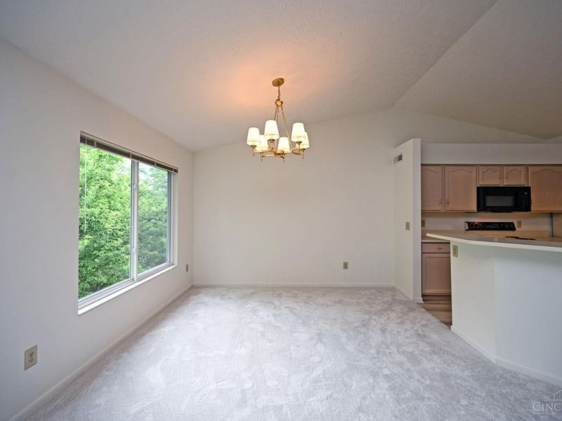 7905 Ramble View, Unit 301, Springfield Twp., OH 45231 Photo 11
