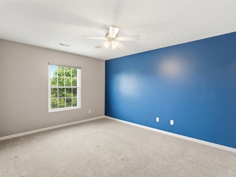 844 Heritage Green Drive, Monroe, OH 45050 Photo 16