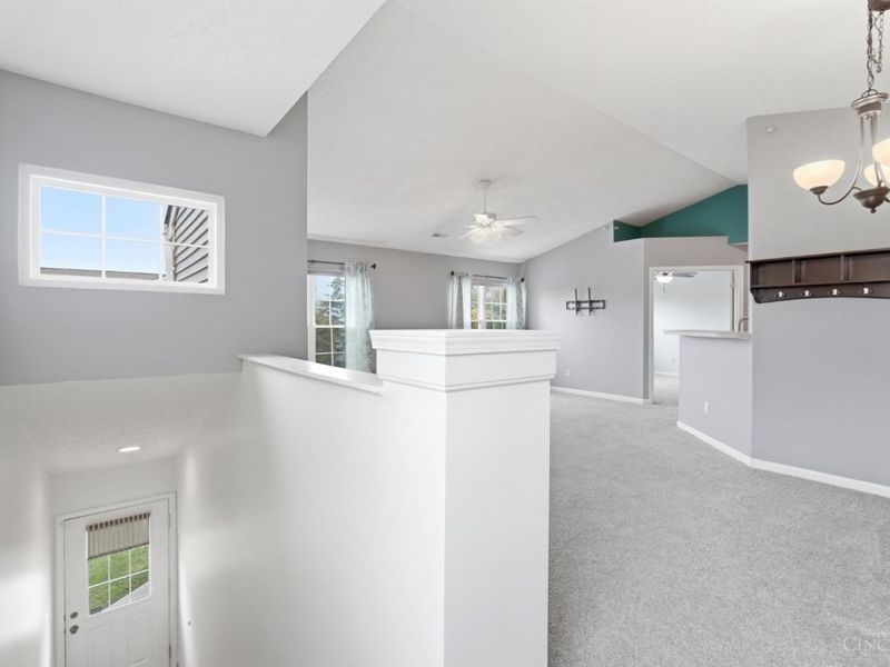 844 Heritage Green Drive, Monroe, OH 45050 Photo 5