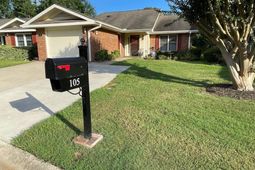 105 Meadowview Court photo 4