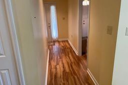 105 Meadowview Court photo 4