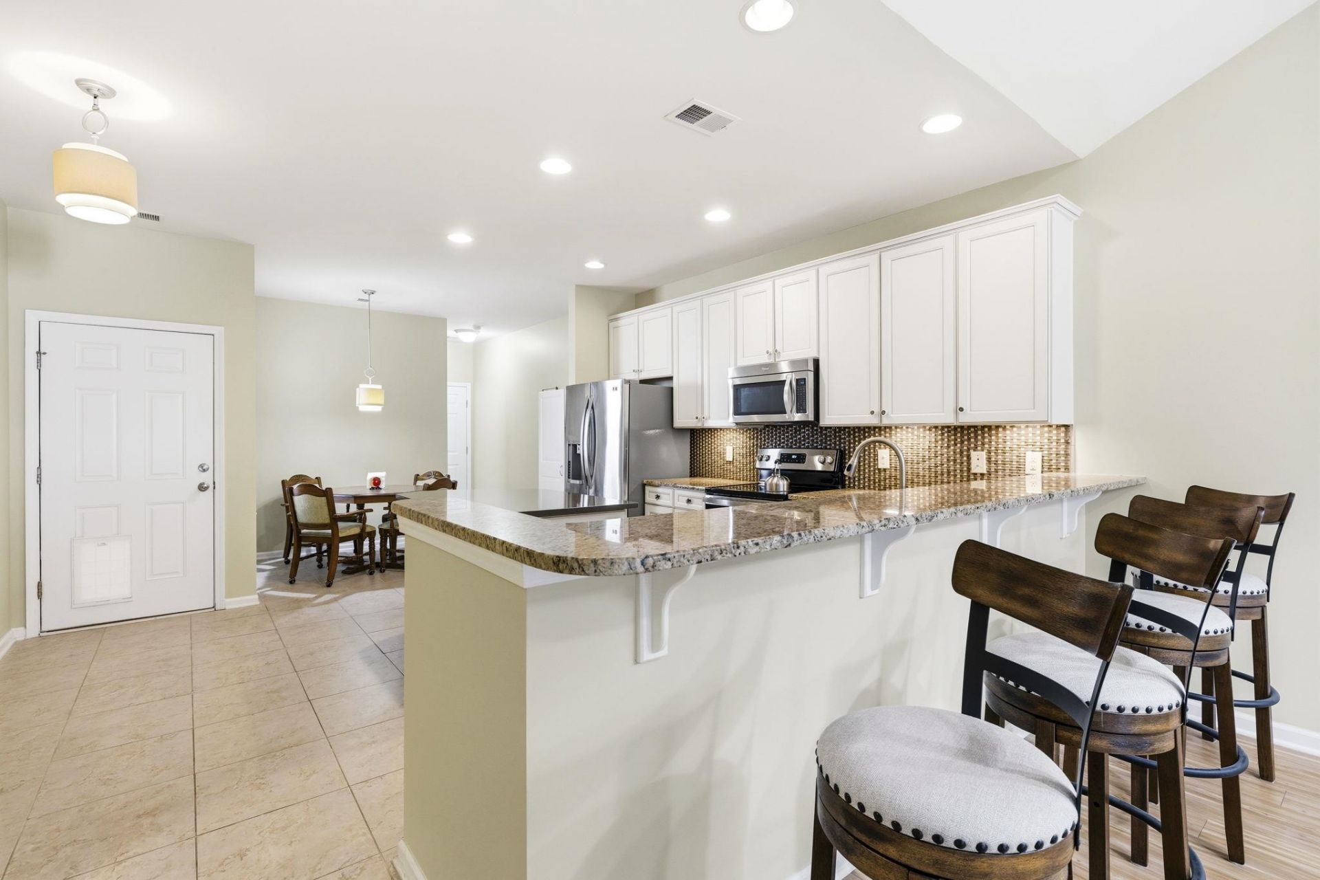 1545 Palmina Loop Photo 9