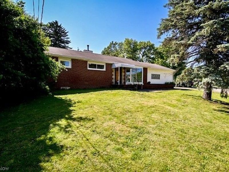 5011 W Boulevard NW, Canton, OH 44718 Photo 1