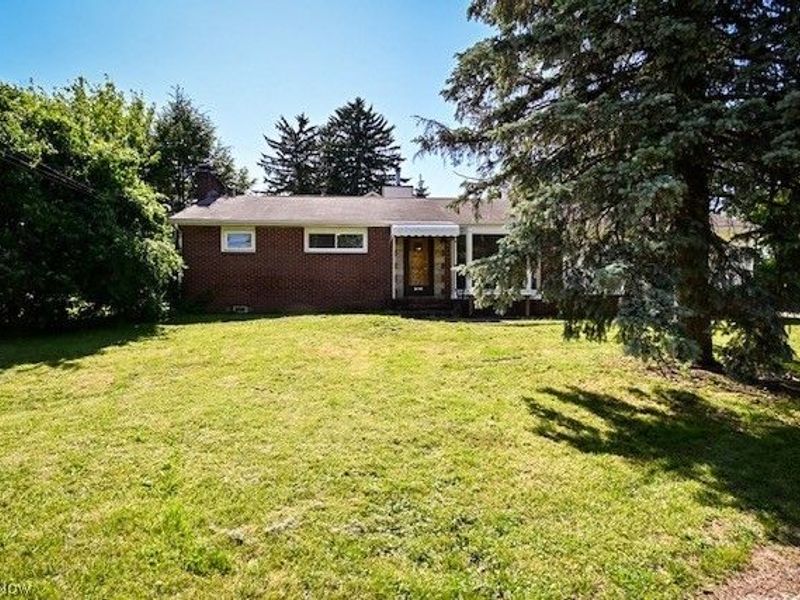 5011 W Boulevard NW, Canton, OH 44718 Photo 3